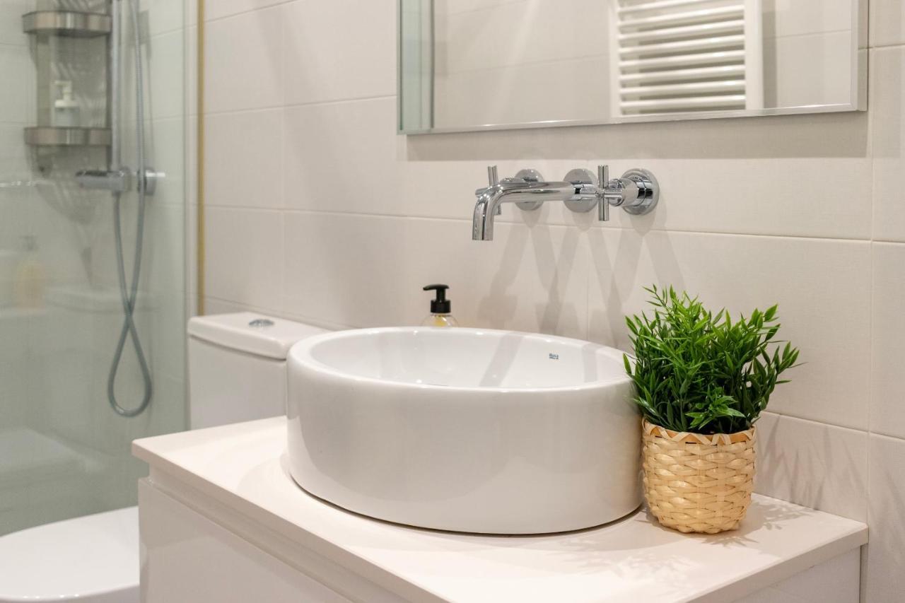 Gran Apartamento Con Estilo En El Centro De Bilbao Eksteriør billede